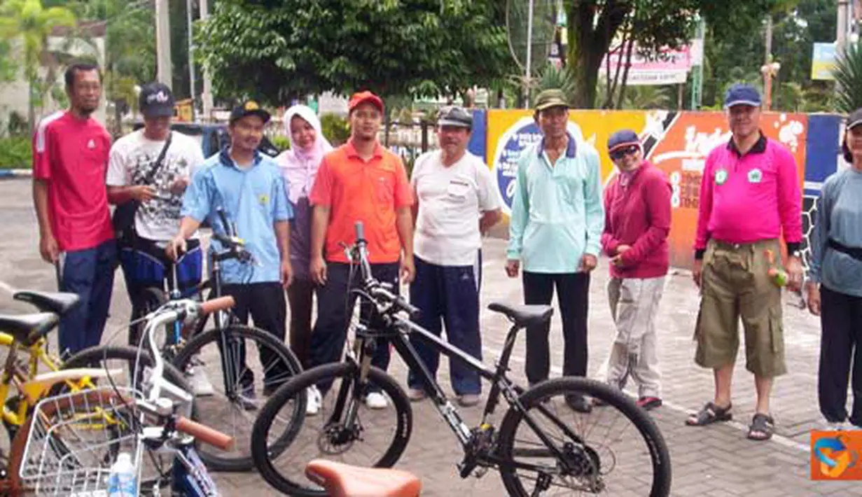 Berawal dari mendampingi keberangkatan tim Bike To Work Kabupaten Lumajang dari Jakarta Ke Bali kemudian timbul ide Bapak Kepala Dinas Kesehatan Dr. Buntaran Suprianto, M.Kes untuk membentuk Club Sepeda sehat.
