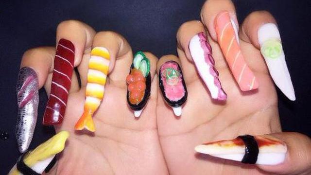 6 Potret Jari Kuku yang Dihias Absurd Ini Bikin Tepuk Jidat