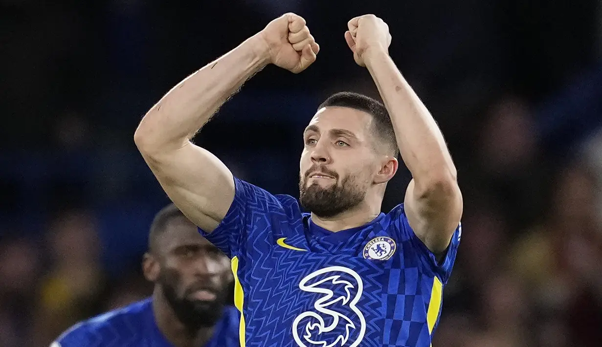 Mateo Kovacic. Gelandang tengah Kroasia yang kini memasuki musim keempatnya bersama Chelsea usai didatangkan dari Real Madrid pada 2018/2019. Telah tampil dalam 158 laga dengan torehan 4 gol dan 12 assist, ia menyumbang 1 trofi Liga Europa, 1 Liga Champions dan 1 Piala Super Eropa. (AP/Matt Dunham)