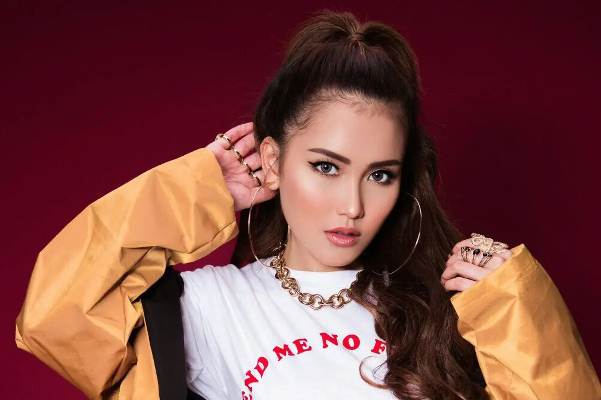 [Bintang] Ayu Ting Ting