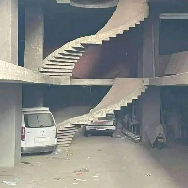 6 Bentuk Arsitektur Tak Sesuai dengan Aslinya Ini Nyeleneh Banget
