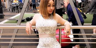 Blac Chyna tertangkap adu mulut dengan seseroangs aat berada di Six Flags 1 April lalu. (instagram/blacchyna)