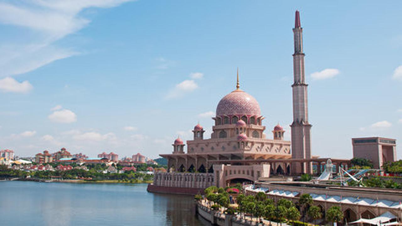 Makin parah, benarkah Malaysia menuju krisis moneter seperti 1998?