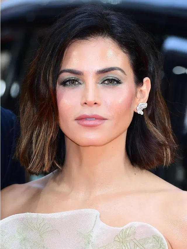 [Bintang] Terinspirasi dari Dandanan Hollywood, Intip Konsep Eye Makeup untuk Acara Siang dan Malam