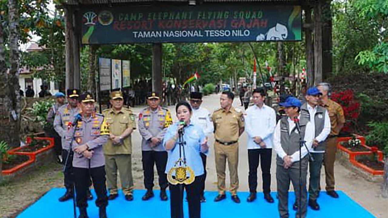 FOTO: Kapolri dan Ketua Komisi IV DPR Tinjau Pemulihan Tesso Nilo untuk Konservasi Gajah