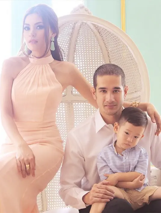 Okan Cornelius dan Viviane (Via Instagram/@dierabachir)