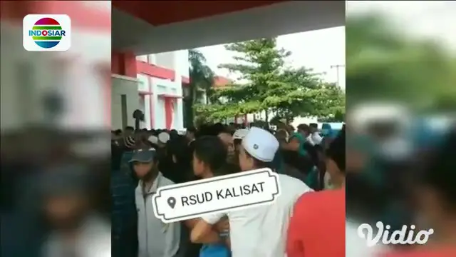 Seorang remaja RR (19) diamankan petugas polisi ke ruang Satreskrim Polres Jember, Jawa Timur pada Sabtu siang (12/6) atas dugaan kasus penyebaran video provokasi yang mengundang kerumunan massa di rumah sakit daerah setempat.