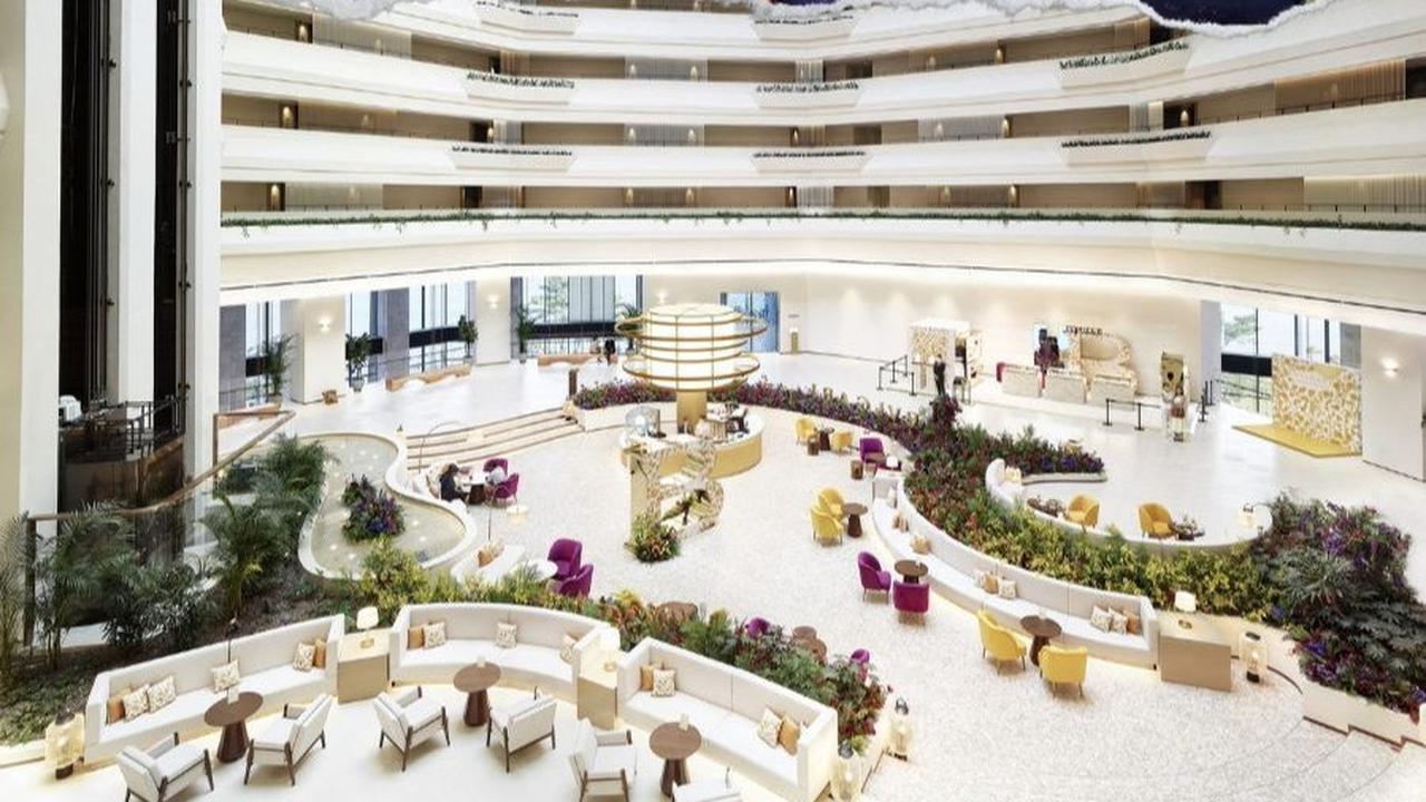 15 Hotel Mewah yang Muncul di Drama Korea Paruh Pertama 2023, dari King the Land sampai Celebrity
