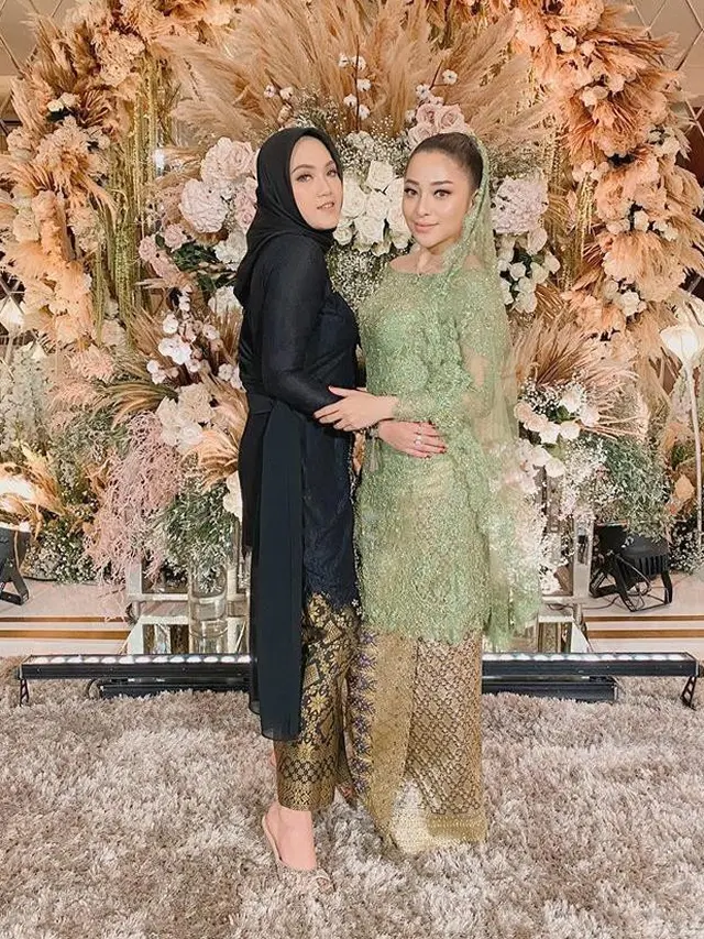 Publik Figur yang Hadiri Pertunangan Nikita Willy dan Indra Priawan