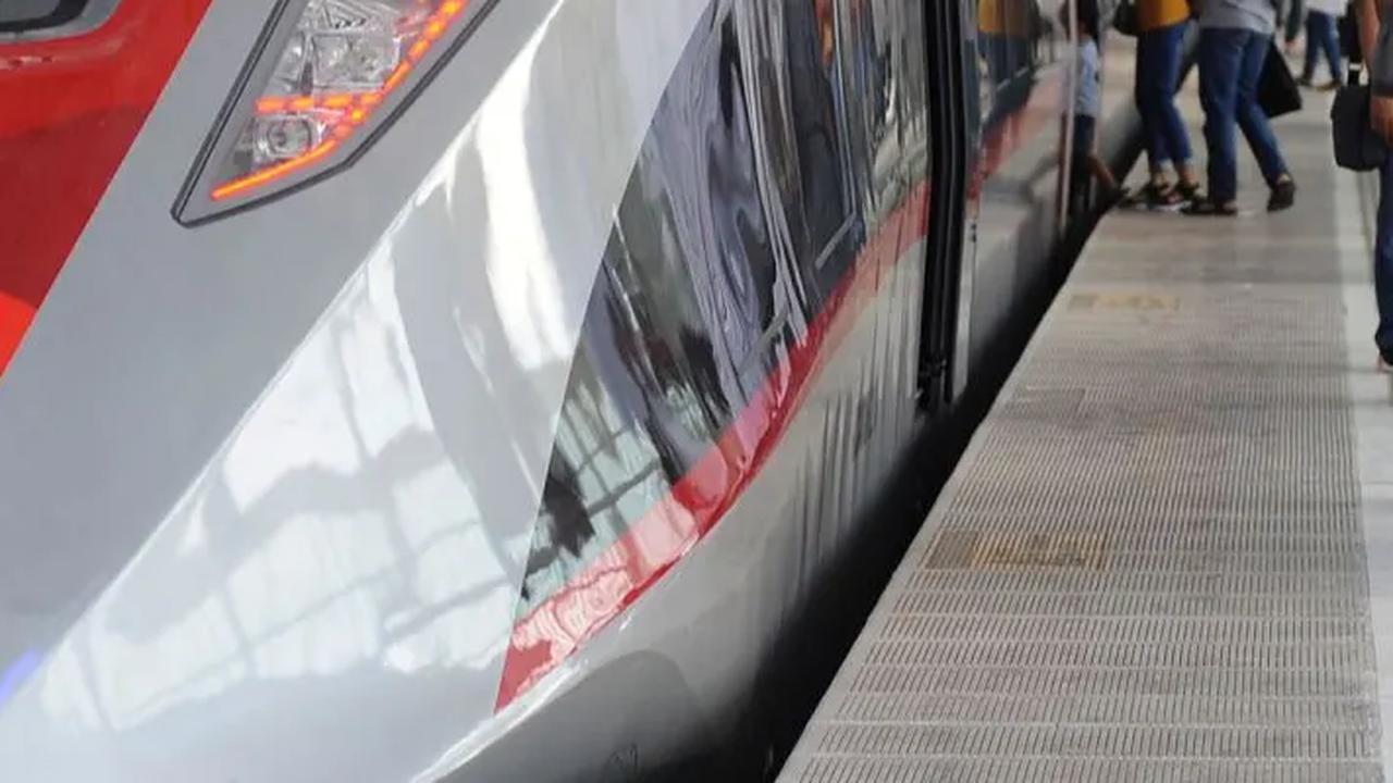 31 Penumpang Tertinggal Kereta Cepat Jakarta-Bandung, Ini Penjelasan KCIC