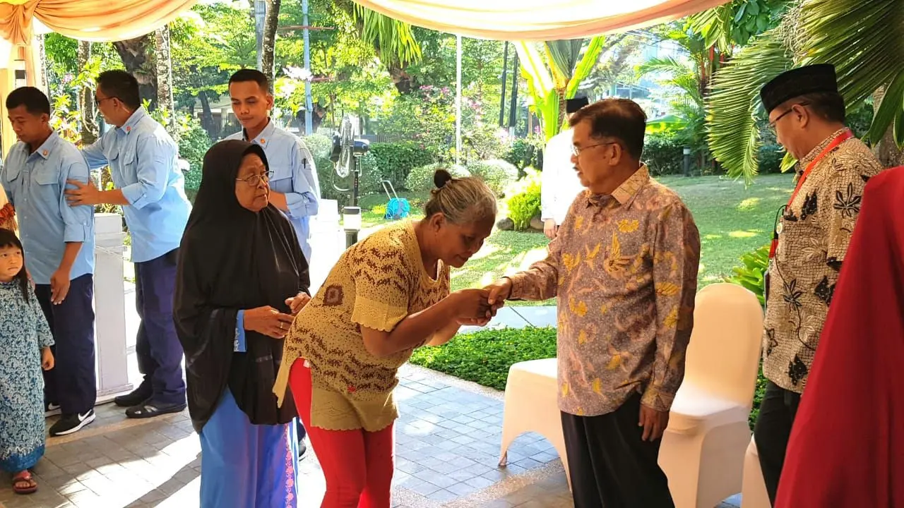 Wakil Presiden Jusuf Kalla Gelar Open House di Makassar