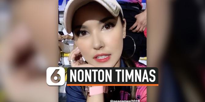 VIDEO: Lagi, Maria Ozawa Tonton Laga Timnas Indonesia di SEA Games