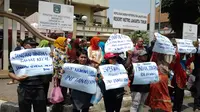Dituduh Serobot Lahan, Warga Rawamangun Datangi Mapolres Jaktim