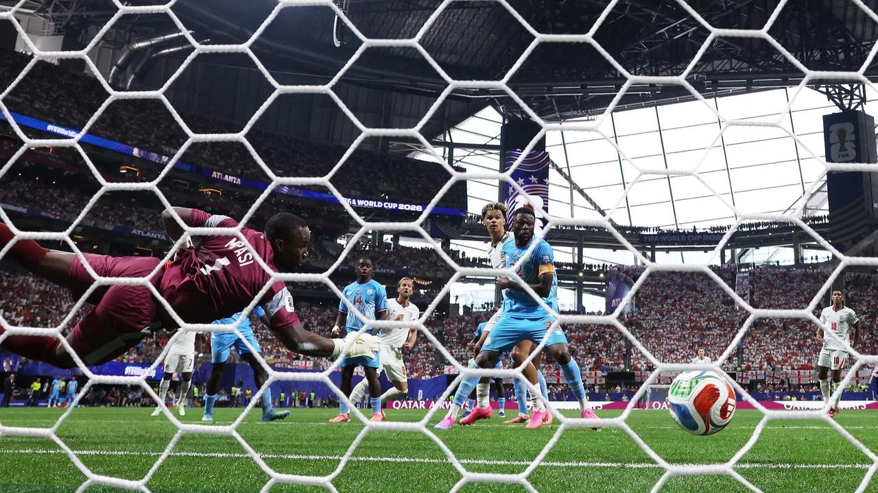 FOTO: Inggris Bangkit Singkirkan RD Kongo