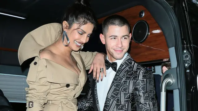 [Bintang] Nick Jonas - Priyanka Chopra