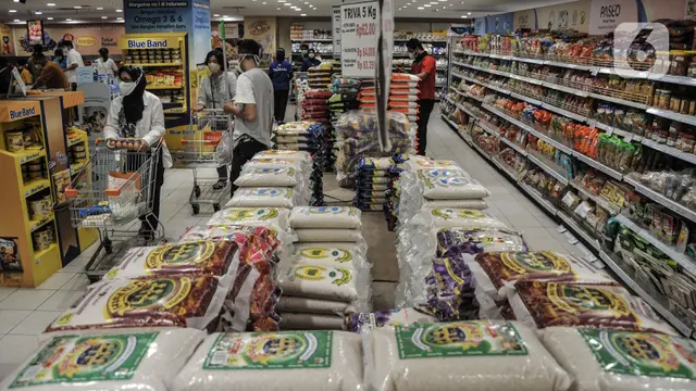 Aktivitas Jual-Beli Masyarakat Meningkat Jelang Pergantian Tahun