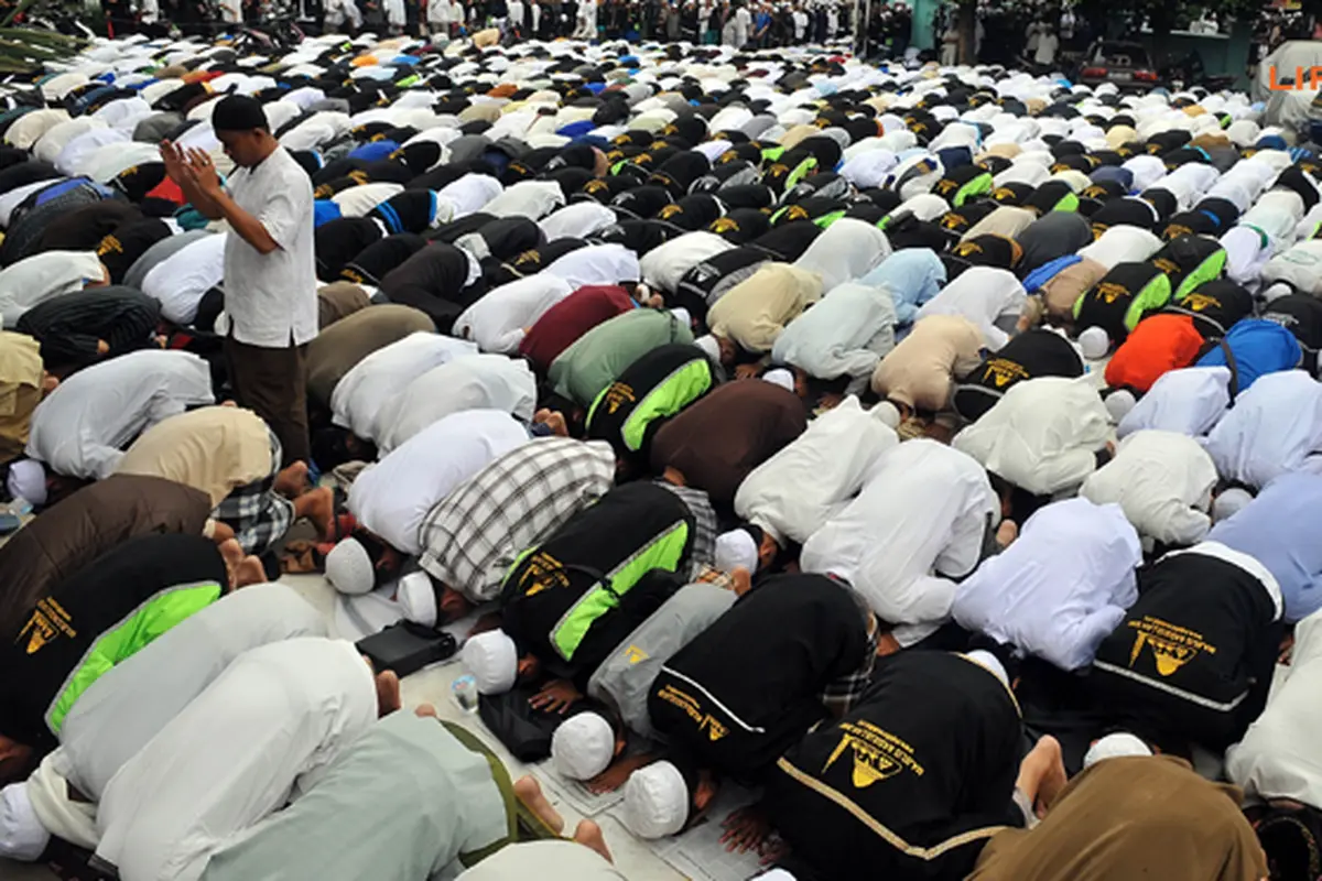 pemakaman-habib-5-130916c.jpg