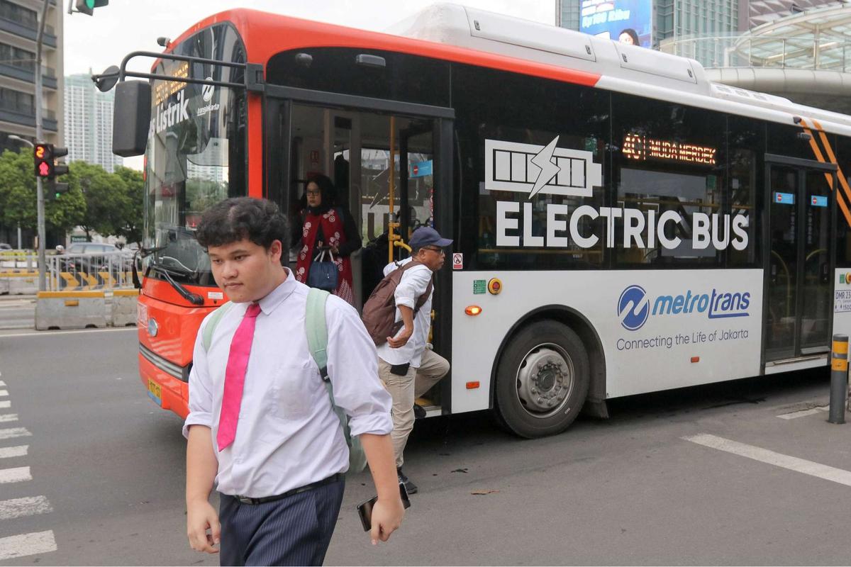 Badai PHK 2025 Kian Mengkhawatirkan