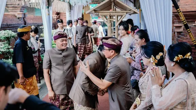 6 Potret Sule Dampingi Rizky Febian di Upacara Mepamit, Disambut Keluarga Mahalini