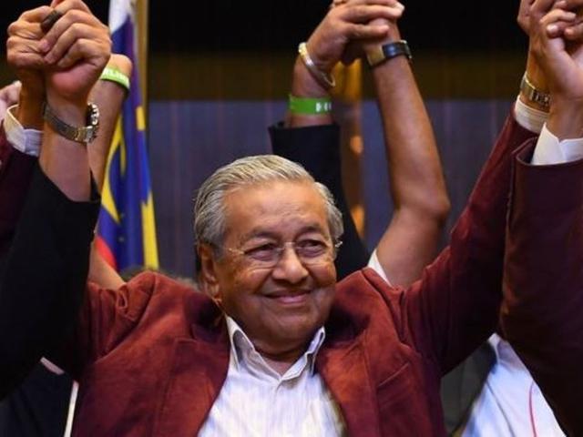 10 5 2018 Mahathir Mohamad Kembali Jadi Pm Malaysia Di Usia 92 Tahun Global Liputan6 Com