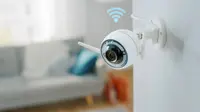 Pergi Tenang Tanpa Waswas, Ini Tips Memilih CCTV WiFi untuk Pantau Rumah