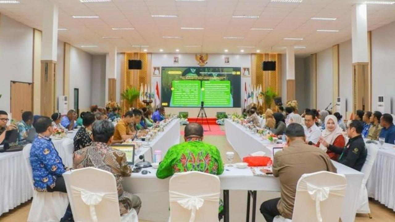 Kemenhut dan Pemprov Papua Tengah Perkuat Rencana Aksi FOLU Net Sink 2030