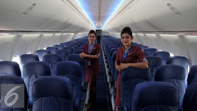 20150819-Pesawat-Baru-Lion-Air-Tangerang-Edward-Sirait