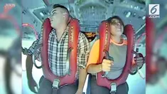 Seorang pria hilang kesadaran saat menaiki wahana permainan ekstrem slingshot. Ia pingsan tidak hanya sekali tapi empat kali.
