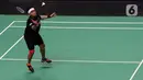 Valentino Simanjuntak saat melawan Vincent Rompies pada acara Vindes Sport bertajuk Tepok Bulu 2022 di Mahaka Square, Jakarta, Minggu (3/7/2022). Vincent Rompies mengalahkan Valentino Simanjuntak dengan skor 21-12 dan 22-20. (Liputan6.com/Herman Zakharia)