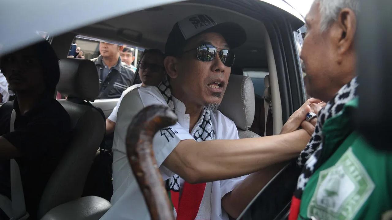"Dalam kesempatan ini, saya ingin menyampaikan apa yang saya alami 2,5 tahun lalu tidak ada apa-apanya, kezaliman yang saya alami ini tidak ada apa-apanya dibandingkan dengan saudara-saudara kita di Palestina,"