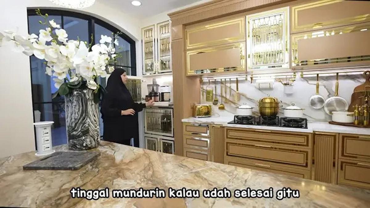 Intip 6 Model Dapur Artis yang Mewah dan Elegan di 2025, Referensi Hunian Berkelas