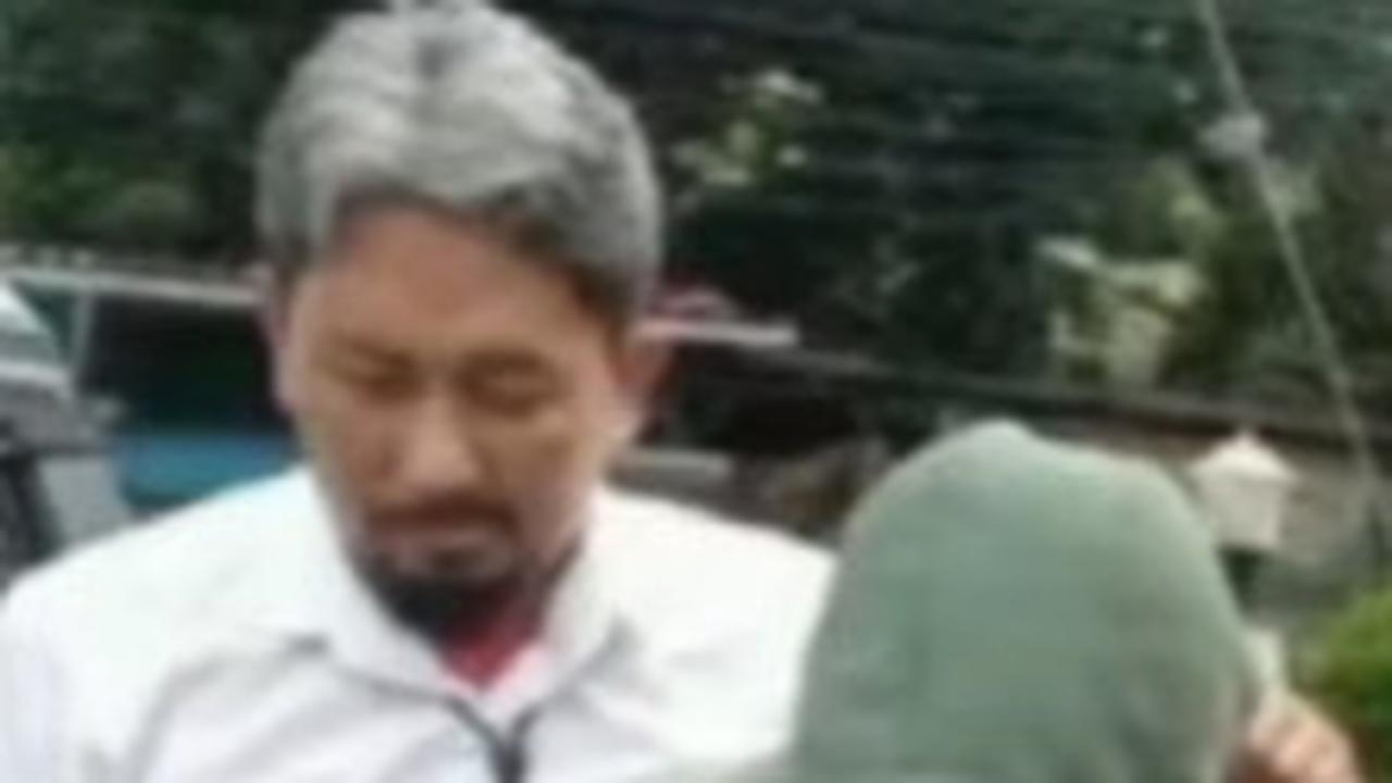Ditangkap Polisi, ini Tampang Pelaku Pembacok & Penyiram Air Keras Pedagang Pasar Kramat Jati Hingga Tewas