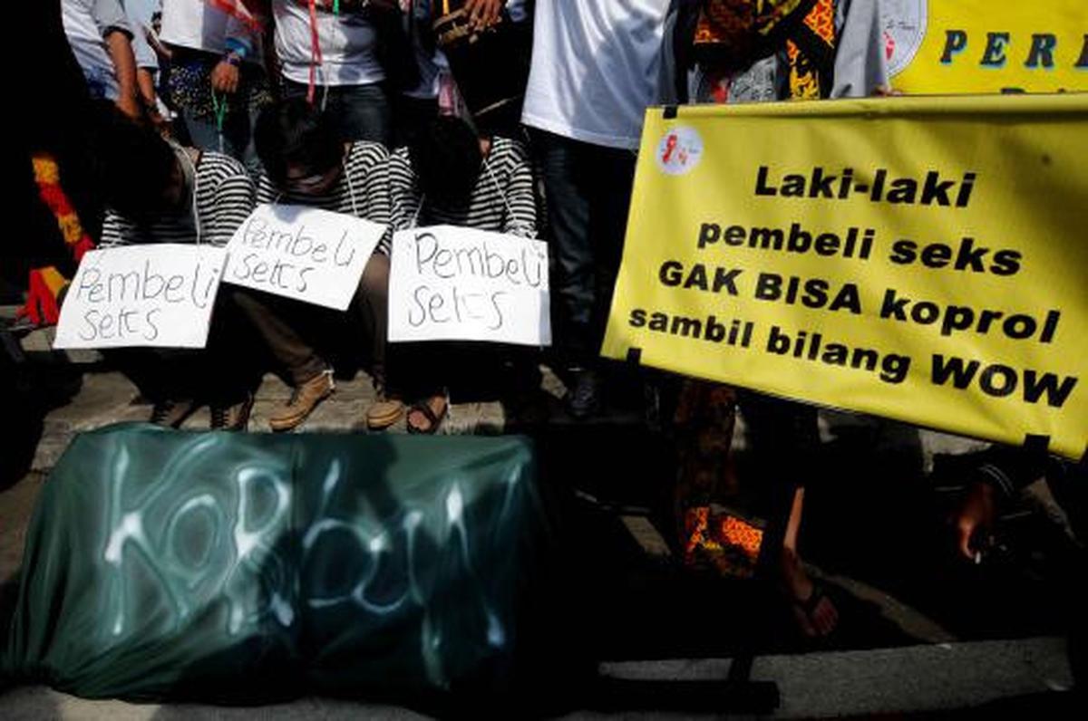 Peringati HIV/Aids se-dunia, ratusan aktivis padati Bundaran HI
