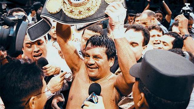 Mantan juara dunia tinju asal Panama, Roberto Duran