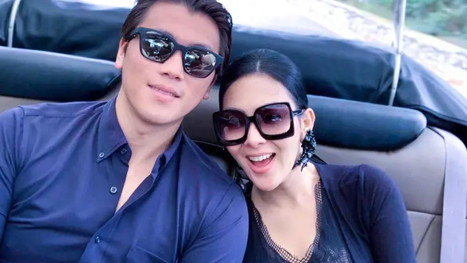 [Fimela] Syahrini dan Reino Barack