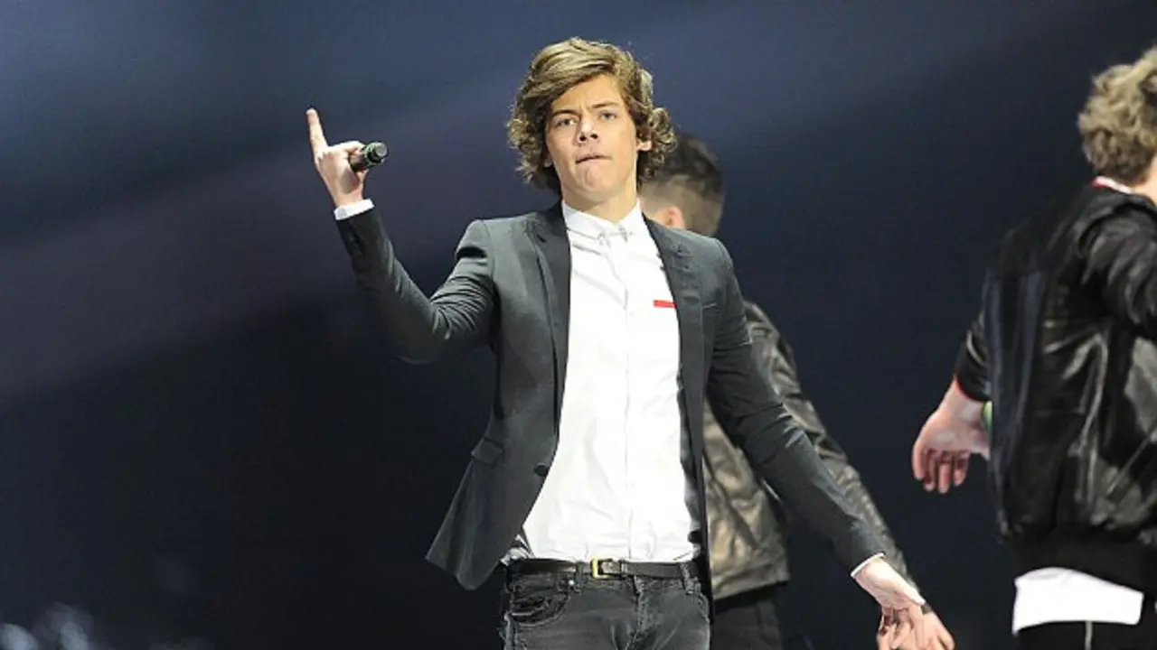 Cerita Harry Styles yang Nakal kepada Penggemar saat Konser