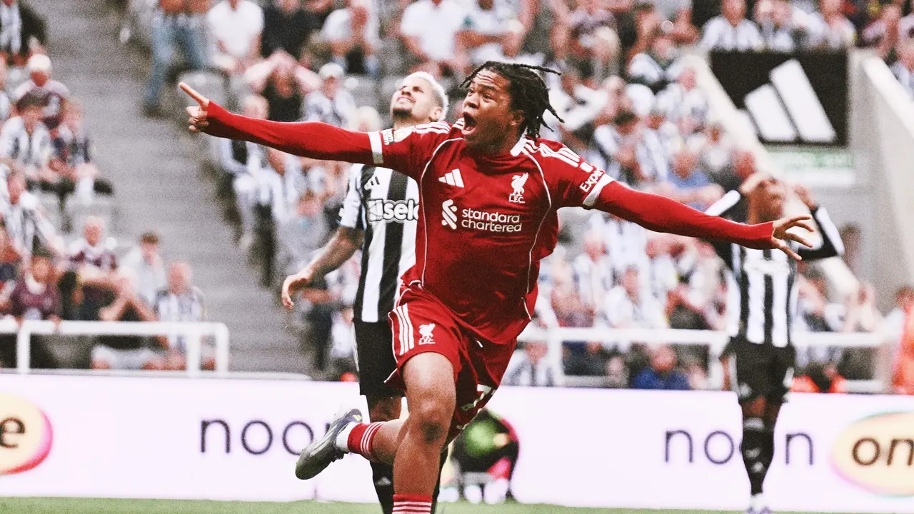 Newcastle vs Liverpool: Rio Ngumoha's Dramatic Goal Gives 'The Reds' 3-2 Victory!