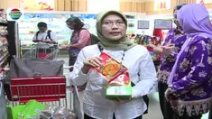 Razia ini dilakukan menyusul beredarnya produk makanan mi impor yang ternyata  mengandung babi di sejumlah pasar swalayan.