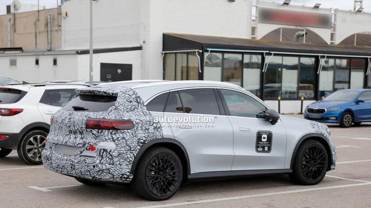 Mercedes-AMG GLC EQ 2027 Tampil Agresif, Spoiler Belakang Aktif Jadi Sorotan