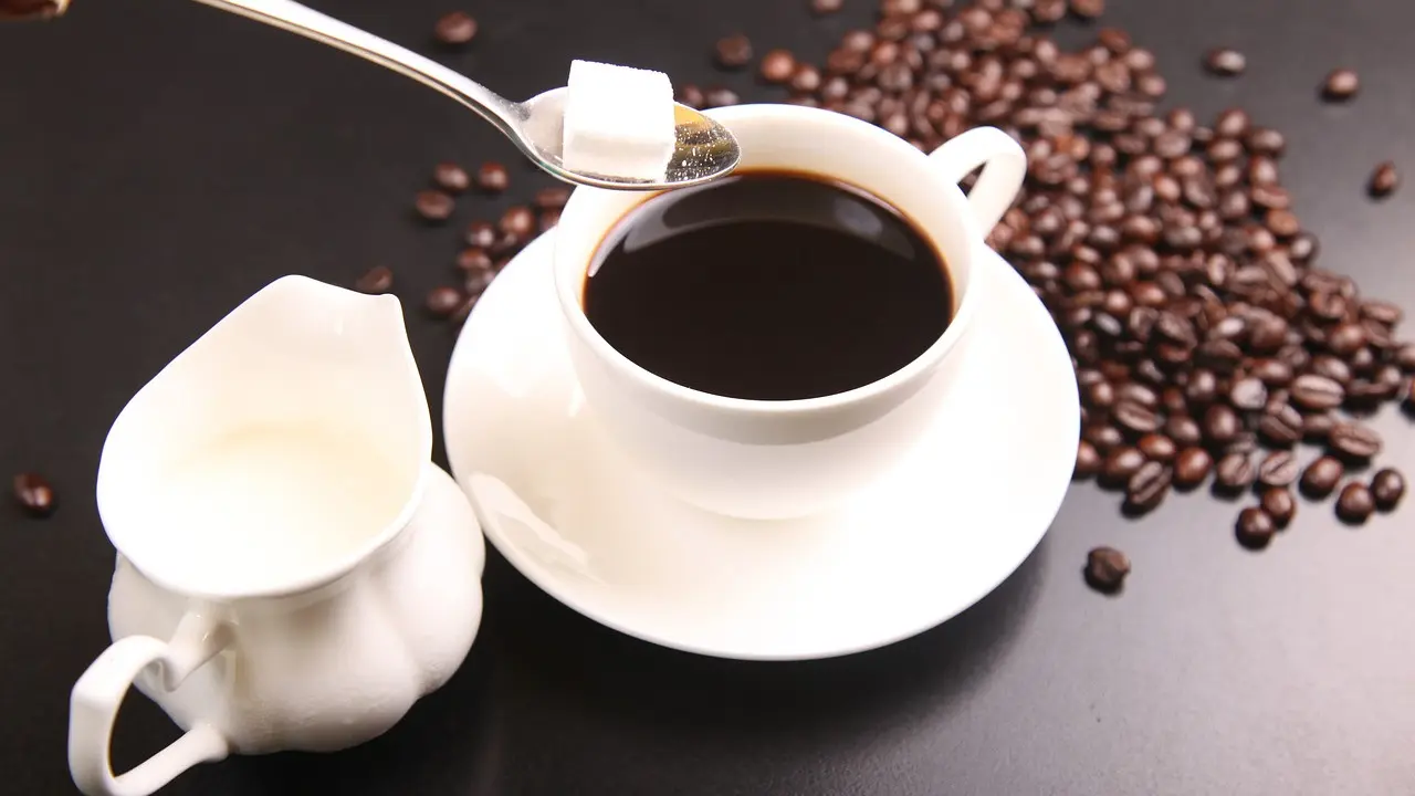 Warga Mojokerto Diduga Keracunan Kopi, Pusing Hingga Mulut Berbusa