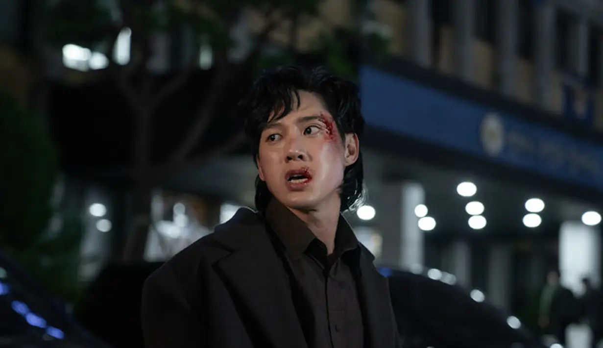 Park Sung Hoon dalam drakor The Glory. (Foto: Graphyoda/Netflix)