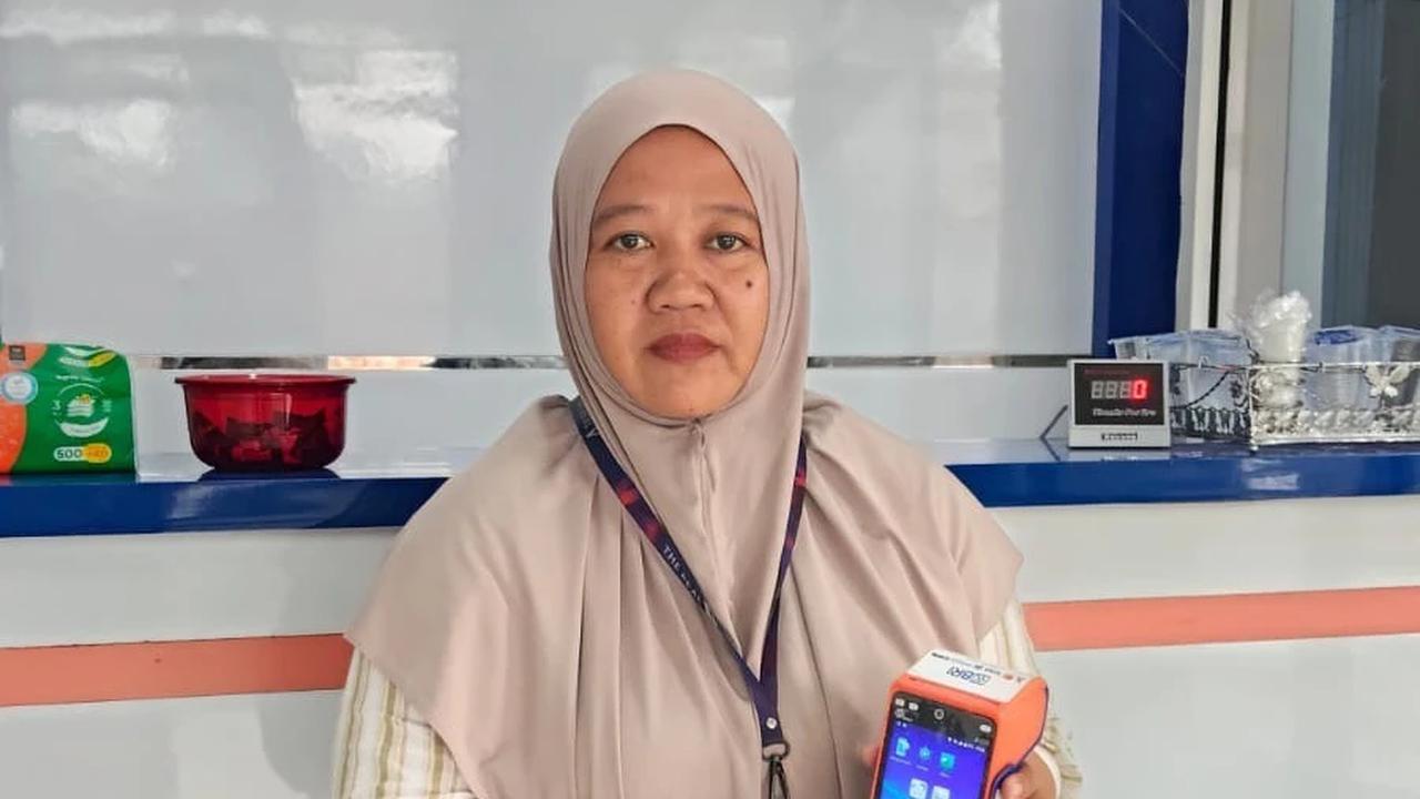 Siti Julaeha nasabah PNM Mekaar yang Sukses Kembangkan Usaha Sambil Urus Rumah Tangga