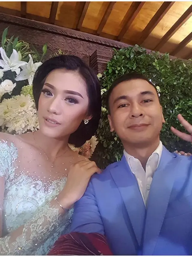 [Bintang] Raditya Dika Anissa Aziza