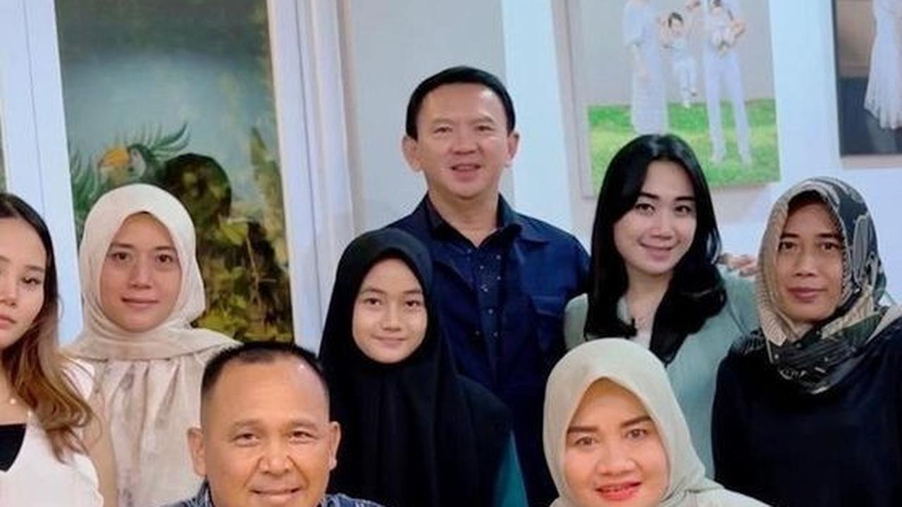 Rayakan Ulang Tahun Sang Ibu
