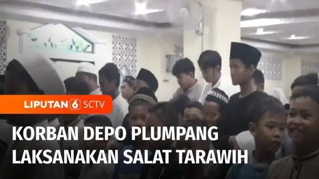 Pasca penetapan awal puasa pada hari Kamis (23/3) umat muslim di berbagai daerah melaksanakan salat tarawih pertama pada Rabu (22/3) malam. Di Jakarta, warga korban kebakaran depo plumpang mengikuti salat tarawih di Masjid At-Taubah yang merupakan ma...