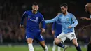 1. Eden Hazard - Kembali mendapatkan permainan terbaik usai dilanda cedera berkepanjangan. Hazard tengah berada dalam performa terbaiknya bersama sang nahkoda, Maurizo Sarri. (AFP/Ian Kington)