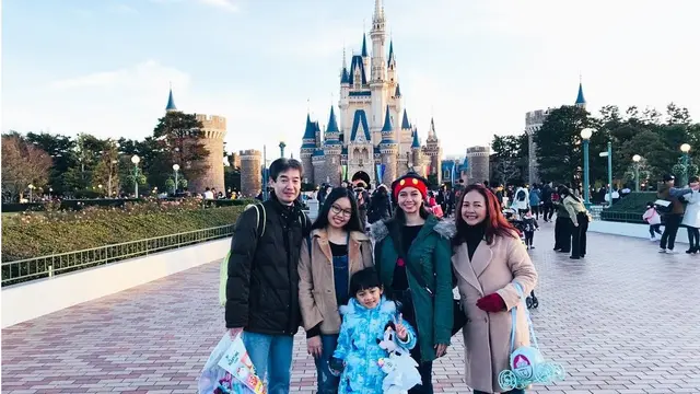 Momen Kebersamaan Yuki Kato Dengan Ayahnya Orang Jepang