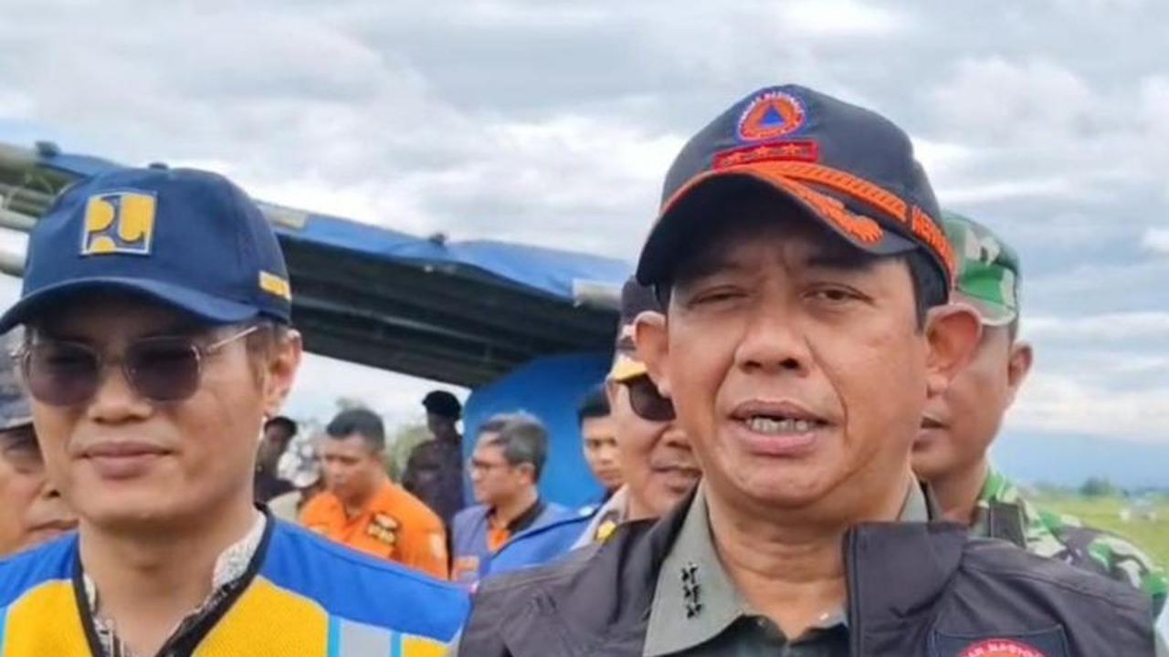 Fokus Penanganan Darurat Banjir Grobogan, Kepala BNPB Tinjau Lokasi Tanggul Jebol