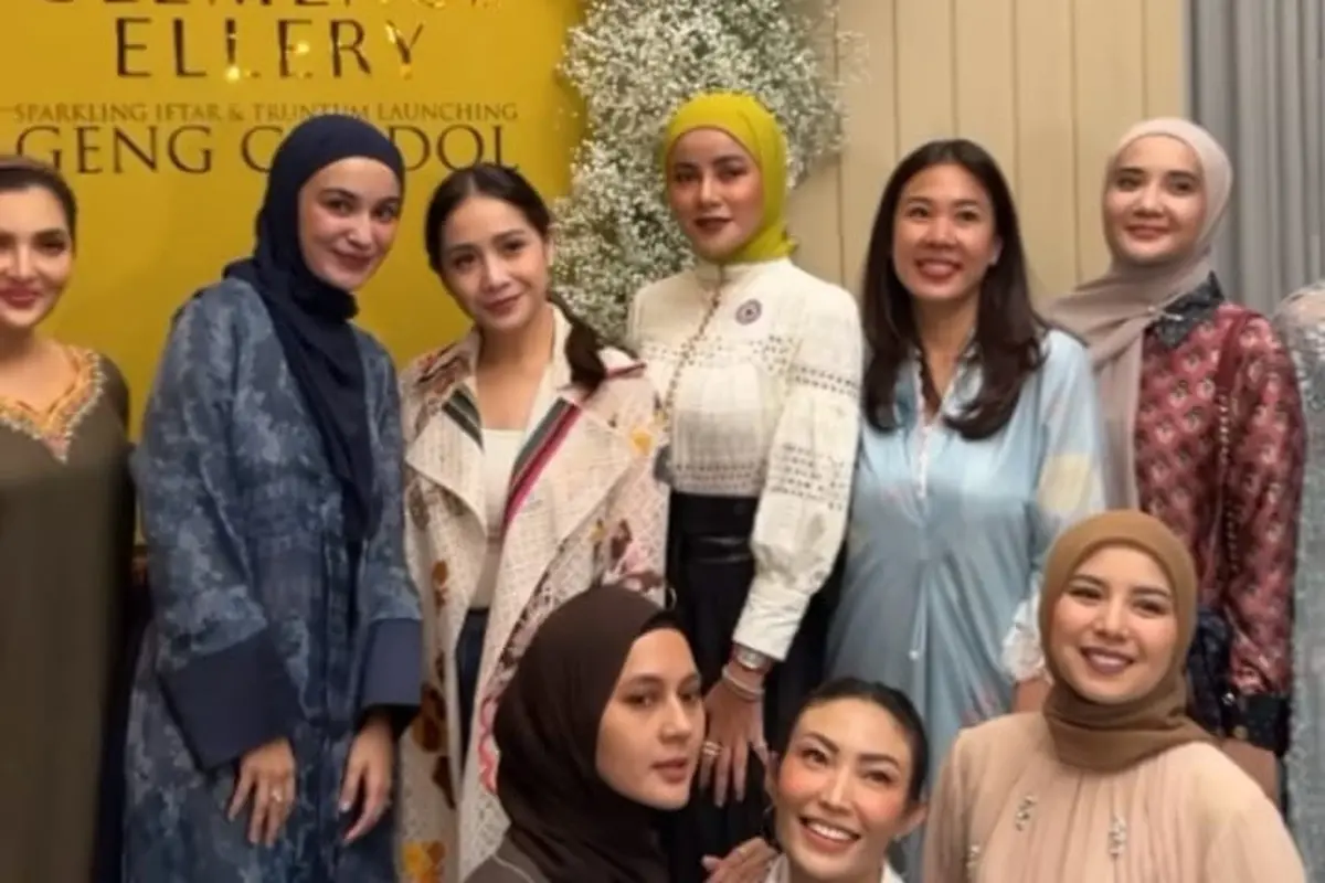 Potret buka puasa bersama Geng Cendol (Sumber: Instagram/@shireensungkar)