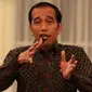 Ekspresi Presiden Joko Widodo atau Jokowi saat memberi arahan dalam Sidang Kabinet Paripurna di Istana Negara, Jakarta, Senin (9/4). Sidang Kabinet Paripurna membahas dua hal. (Liputan6.com/Angga Yuniar)